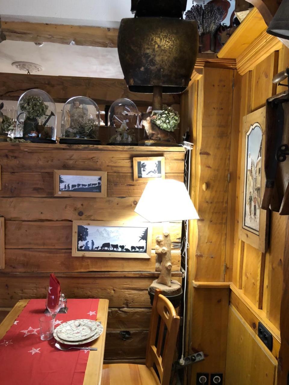 Hotel Restaurant De La Chaussee ブリアンソン エクステリア 写真